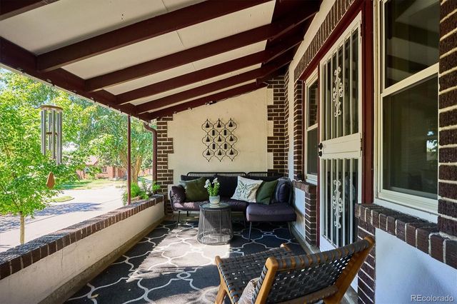 1600 Ivanhoe Street, Denver, CO 80220