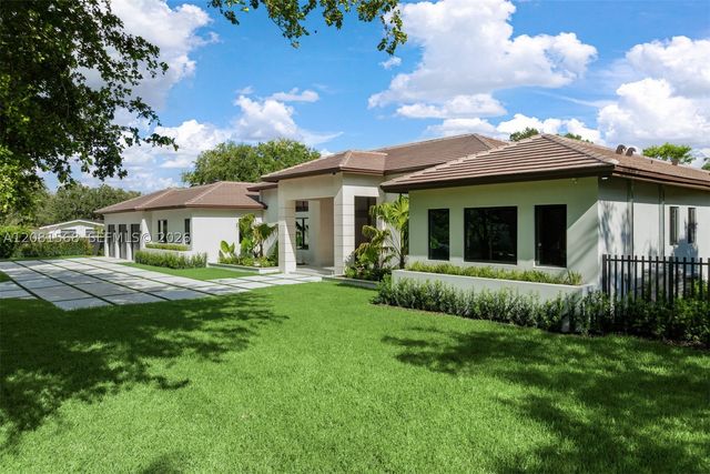 9475 SW 117th Ter, Miami, FL 33176