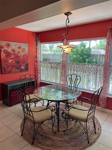 8372 CANDLEWOOD ROAD, Seminole, FL 33777