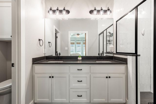 228 CR 2462, Mineola, TX 75773