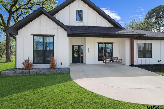 228 CR 2462, Mineola, TX 75773