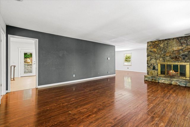 2312 W Mount Haven Drive, Dalton, GA 30720