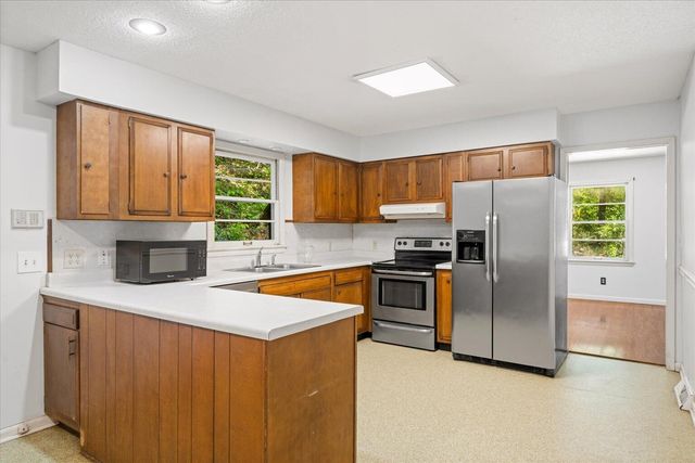 2312 W Mount Haven Drive, Dalton, GA 30720