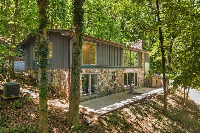 2312 W Mount Haven Drive, Dalton, GA 30720