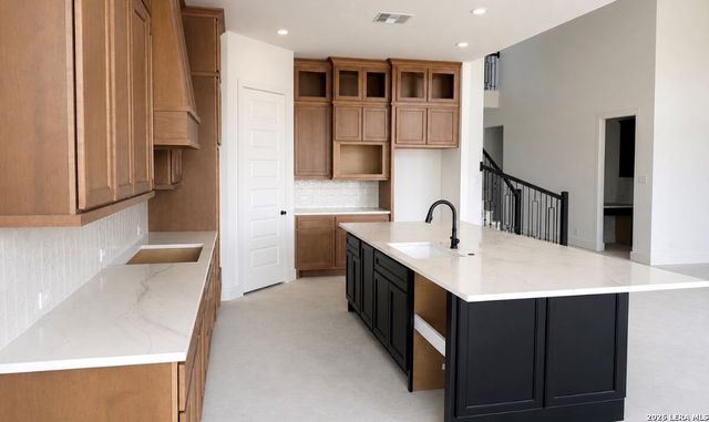 2623 Segundo, San Antonio, TX 78245