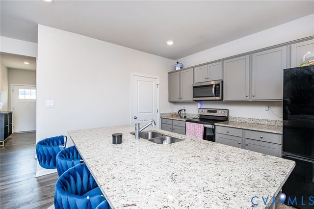 116 Leonard Way, Aylett, VA 23009