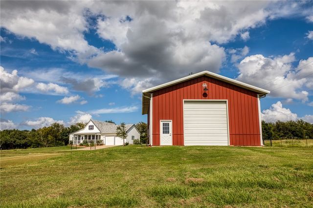 5100 JAEGER, Burton, TX 77835