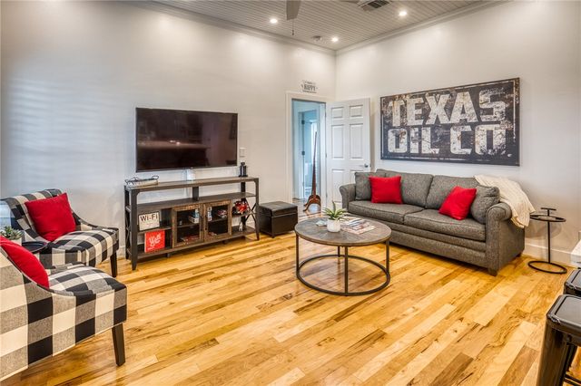 5100 JAEGER, Burton, TX 77835