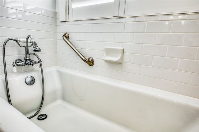 5100 JAEGER, Burton, TX 77835