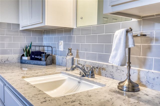 5100 JAEGER, Burton, TX 77835