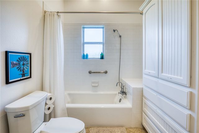 5100 JAEGER, Burton, TX 77835