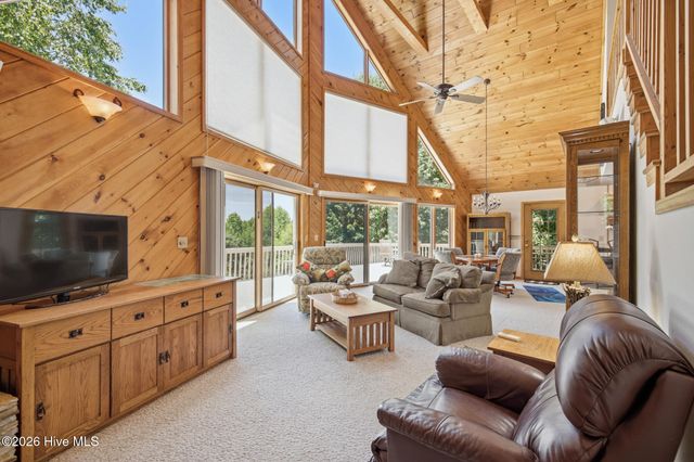 820 Chimney Ridge Drive, Topton, NC 28781