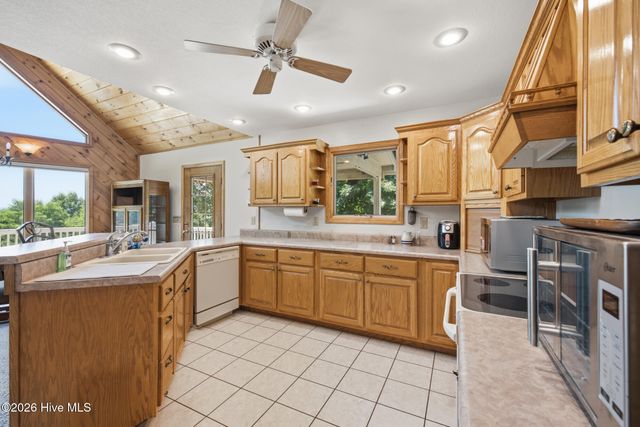 820 Chimney Ridge Drive, Topton, NC 28781