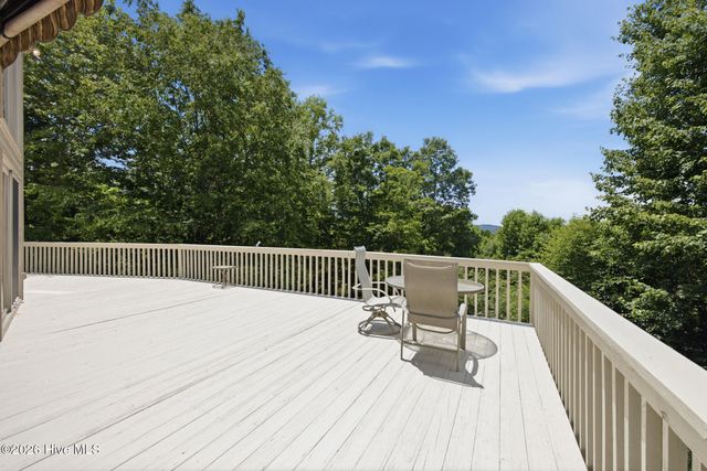 820 Chimney Ridge Drive, Topton, NC 28781