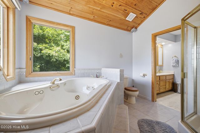 820 Chimney Ridge Drive, Topton, NC 28781