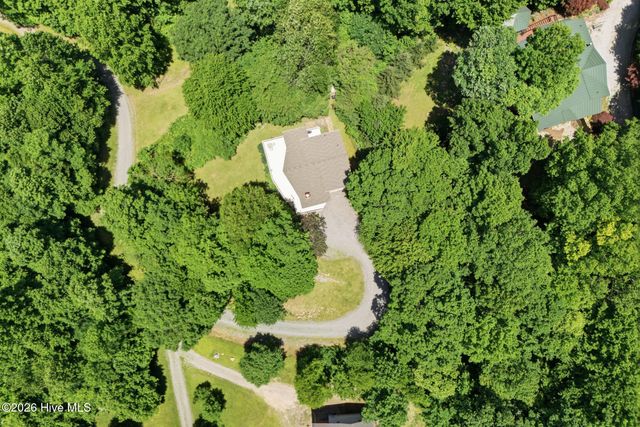820 Chimney Ridge Drive, Topton, NC 28781