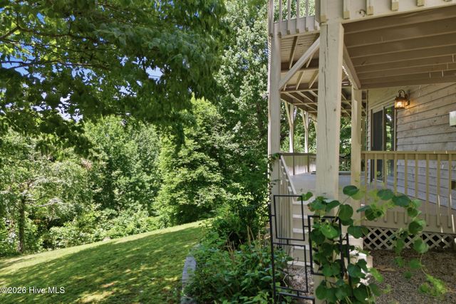 820 Chimney Ridge Drive, Topton, NC 28781