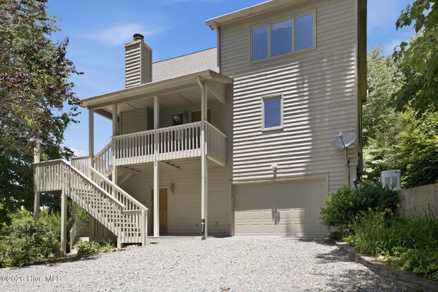 820 Chimney Ridge Drive, Topton, NC 28781