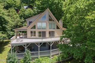 820 Chimney Ridge Drive, Topton, NC 28781
