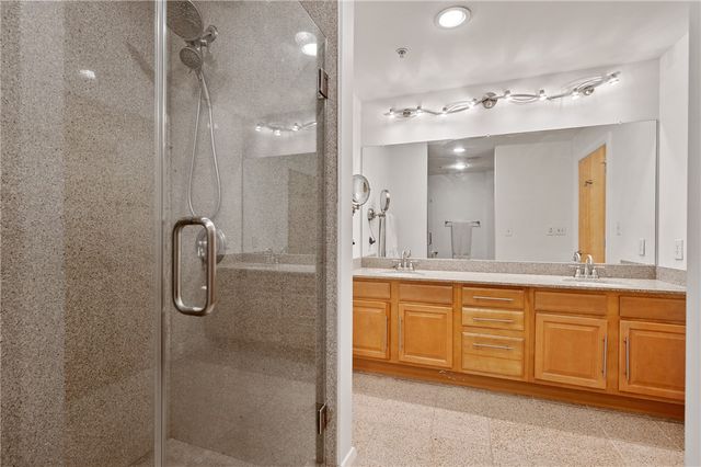 306 4th Ave 1801, Downtown Pgh, PA 15222