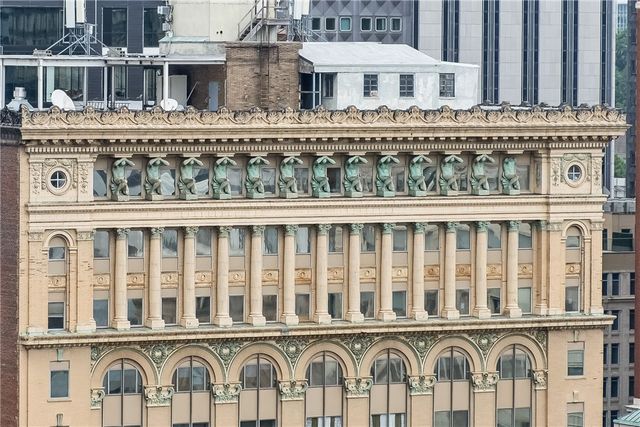 306 4th Ave 1801, Downtown Pgh, PA 15222