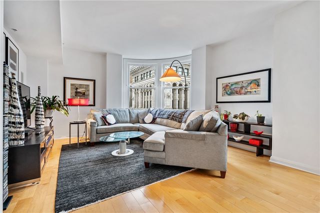 306 4th Ave 1801, Downtown Pgh, PA 15222