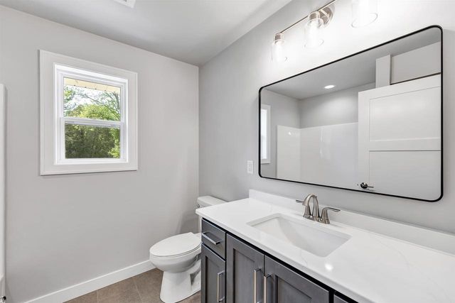 2735 HILLSDALE COURT, Green Bay, WI 54313