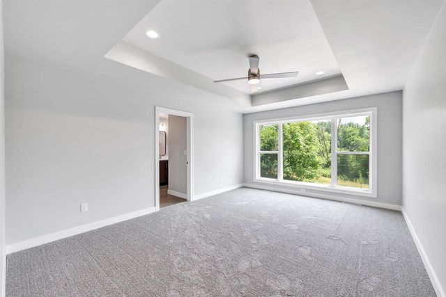 2735 HILLSDALE COURT, Green Bay, WI 54313