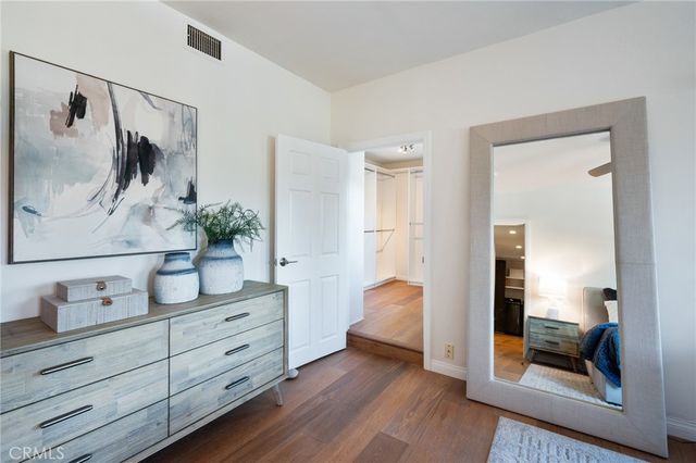 1662 Rotary, Los Angeles, CA 90026