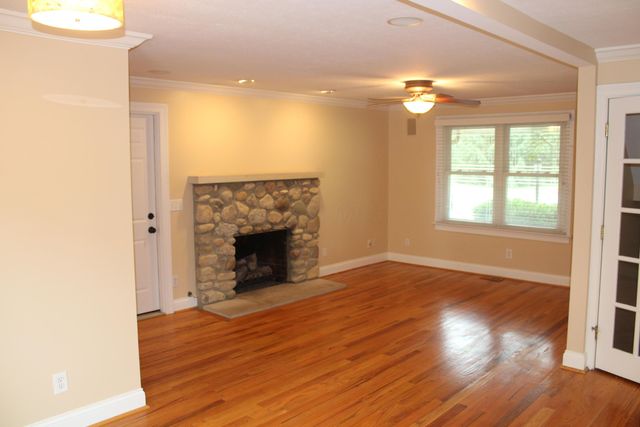 1013 Clubview Boulevard S, Columbus, OH 43235