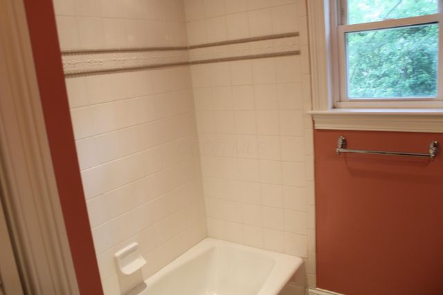 1013 Clubview Boulevard S, Columbus, OH 43235
