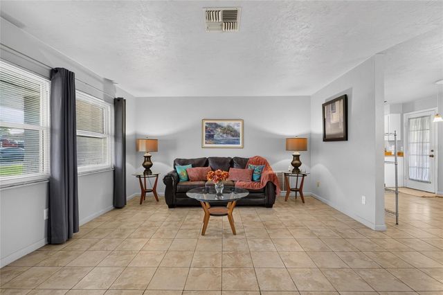 3705 N HONEYLOCUST DRIVE, Beverly Hills, FL 34465