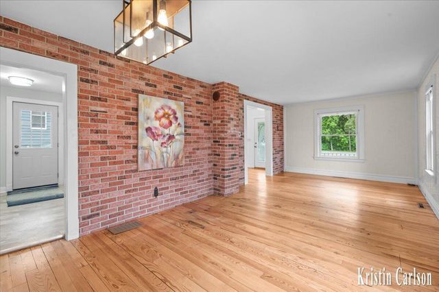 425 10 Mile Road Nw, Sparta Twp, MI 49345