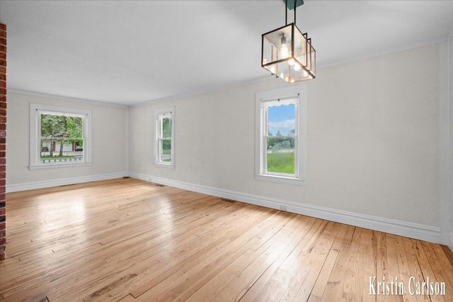 425 10 Mile Road Nw, Sparta Twp, MI 49345