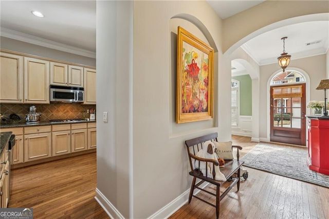 1200 Dunwoody Village Drive, Dunwoody, GA 30338