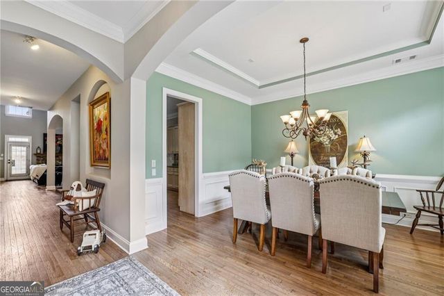 1200 Dunwoody Village Drive, Dunwoody, GA 30338