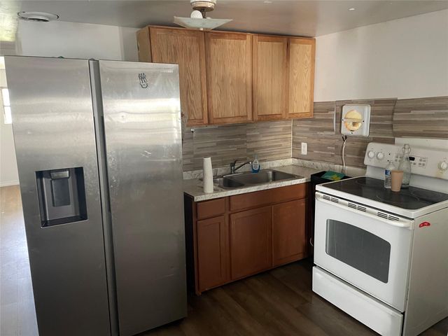 8508 SW 16th Court, Davie, FL 33324