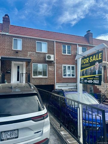 13762 70th Road, Flushing, NY 11367