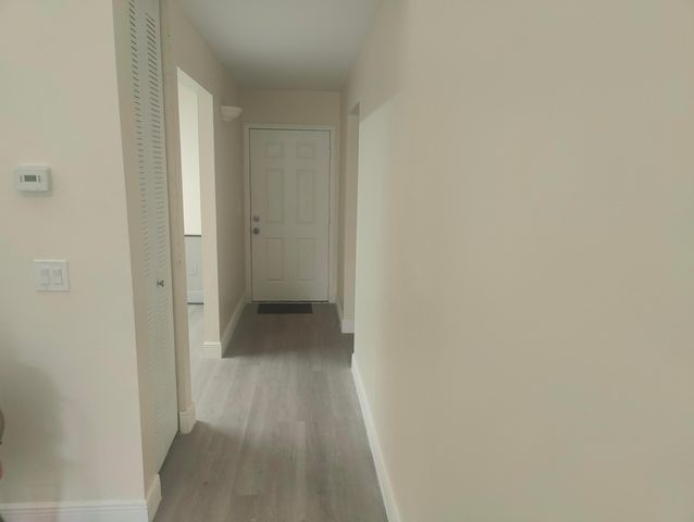 302 Lakeview Drive E 302, Royal Palm Beach, FL 33411