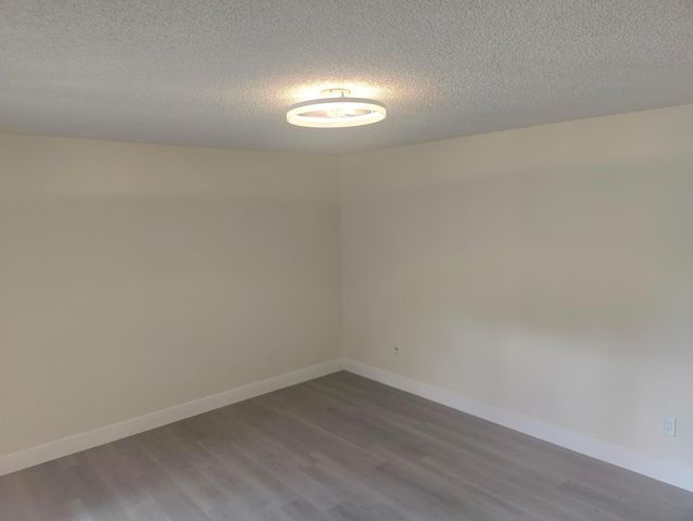 302 Lakeview Drive E 302, Royal Palm Beach, FL 33411