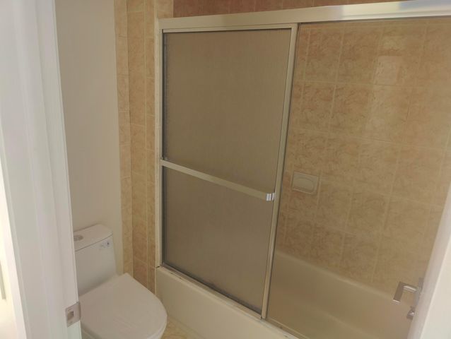 302 Lakeview Drive E 302, Royal Palm Beach, FL 33411