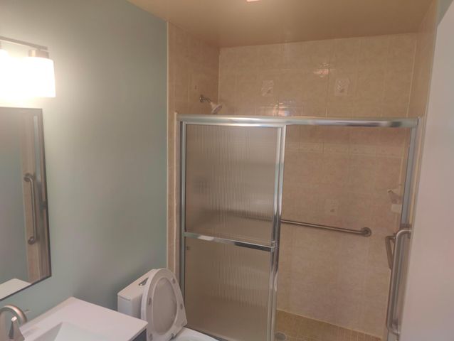 302 Lakeview Drive E 302, Royal Palm Beach, FL 33411