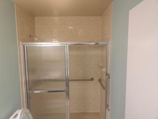 302 Lakeview Drive E 302, Royal Palm Beach, FL 33411