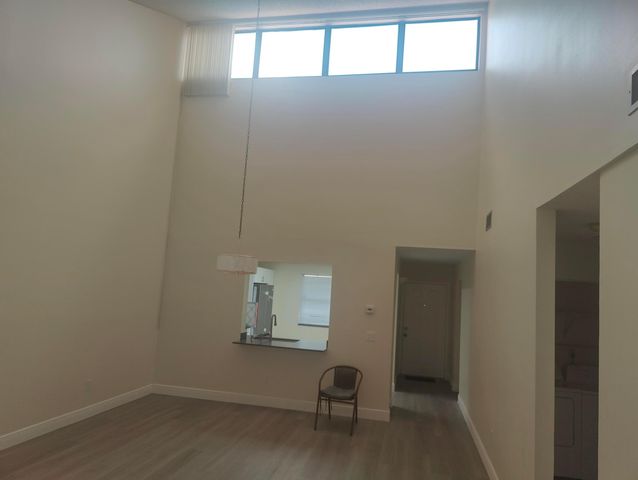 302 Lakeview Drive E 302, Royal Palm Beach, FL 33411