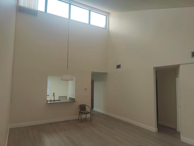 302 Lakeview Drive E 302, Royal Palm Beach, FL 33411