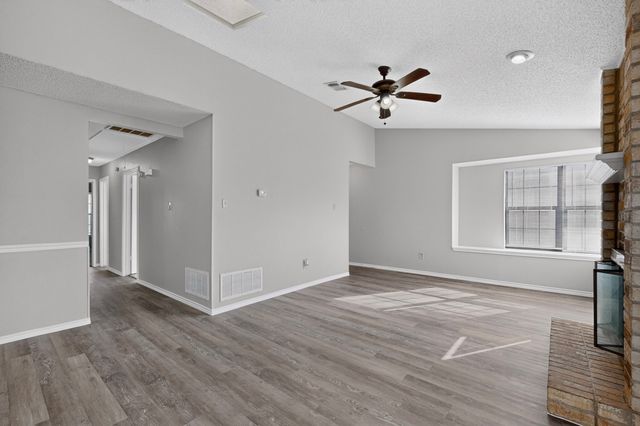 118 Wilderness Trail, Mesquite, TX 75149