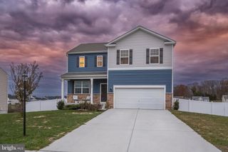 135 KNOBBY HOOK DR, Hanover, PA 17331