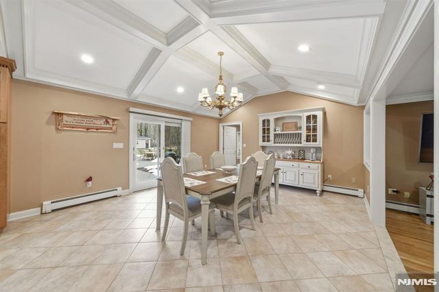 2 Old Orchard Road, Mendham Township, NJ 07960