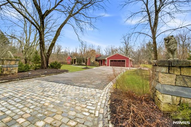 2 Old Orchard Road, Mendham Township, NJ 07960