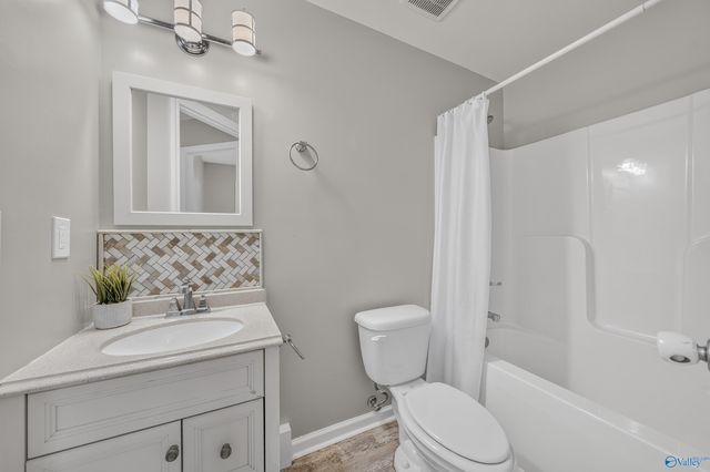 138 Quiet Lane, Hazel Green, AL 35750